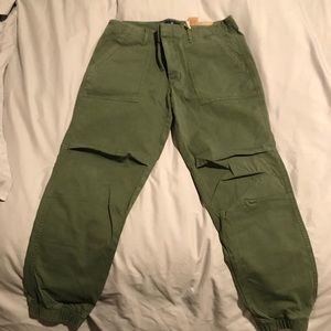 American Eagle green joggers